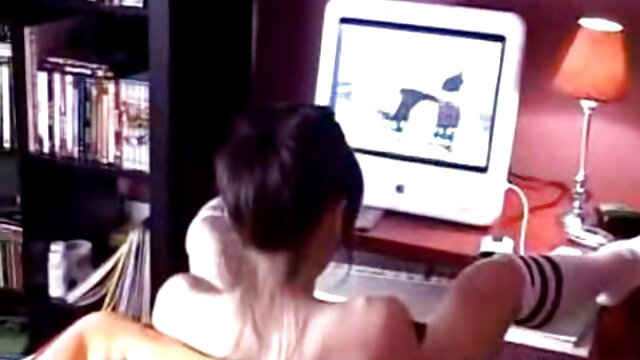 Ragazze figa filme porno con mature pop